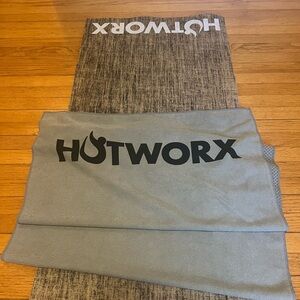 HOTWORX Mat & Towel